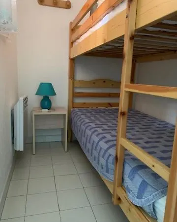 Apartment 6 Pers, 2 Chambres, Terrasse, Piscine Et Parking A 50m De La Mer - Ref, Baie104